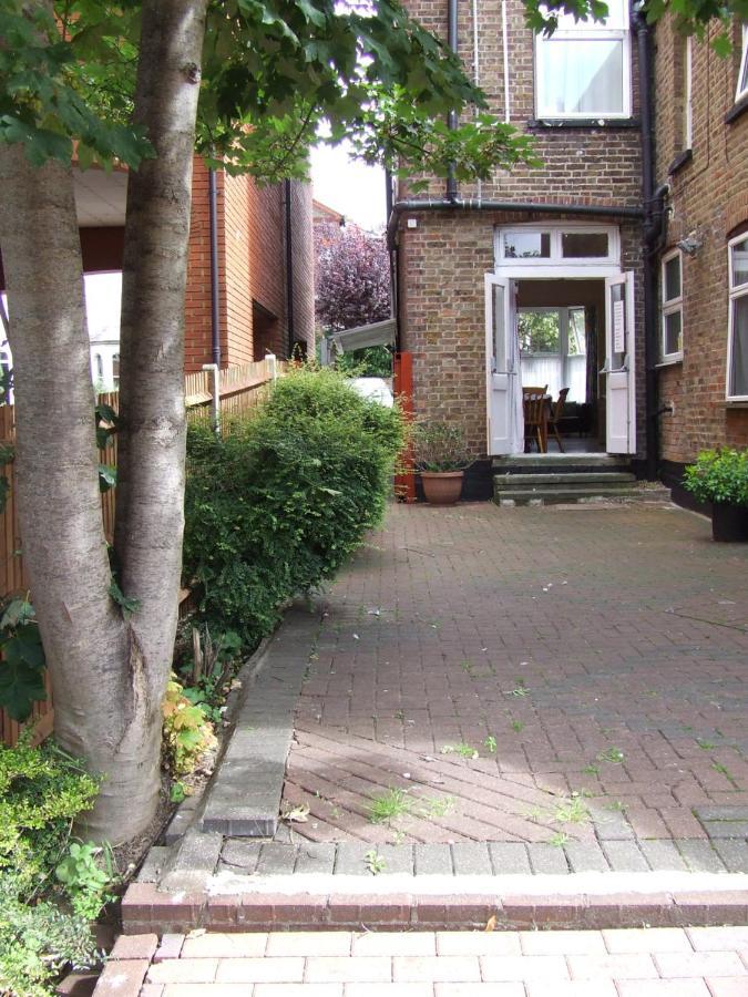 Alexandra Guest House Hemel Hempstead Ngoại thất bức ảnh