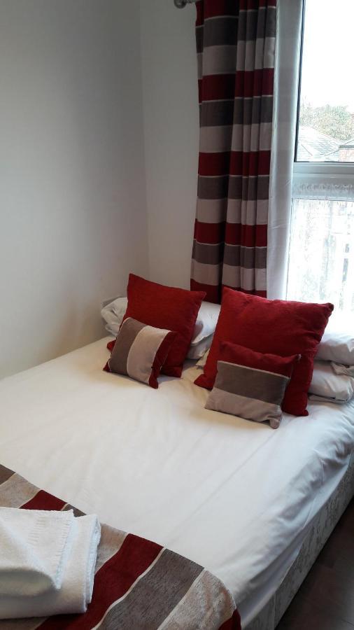 Alexandra Guest House Hemel Hempstead Ngoại thất bức ảnh